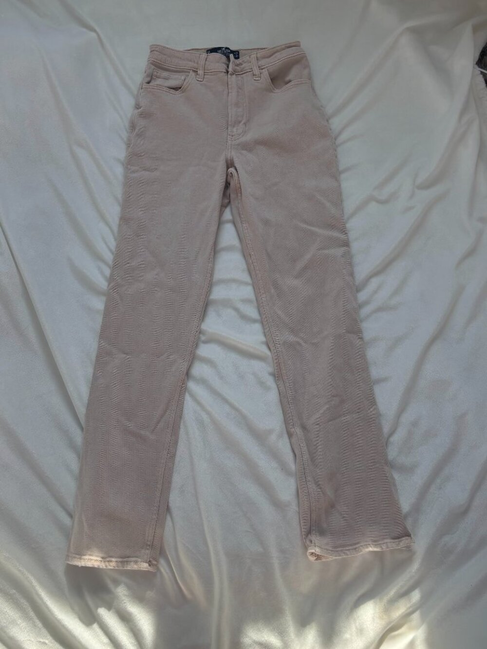 Hollister Beige Ultra-High Rise Jeans Size 5